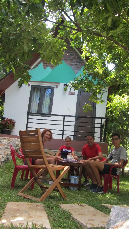 Tropical Valley Homestay - Villas 峰牙 外观 照片