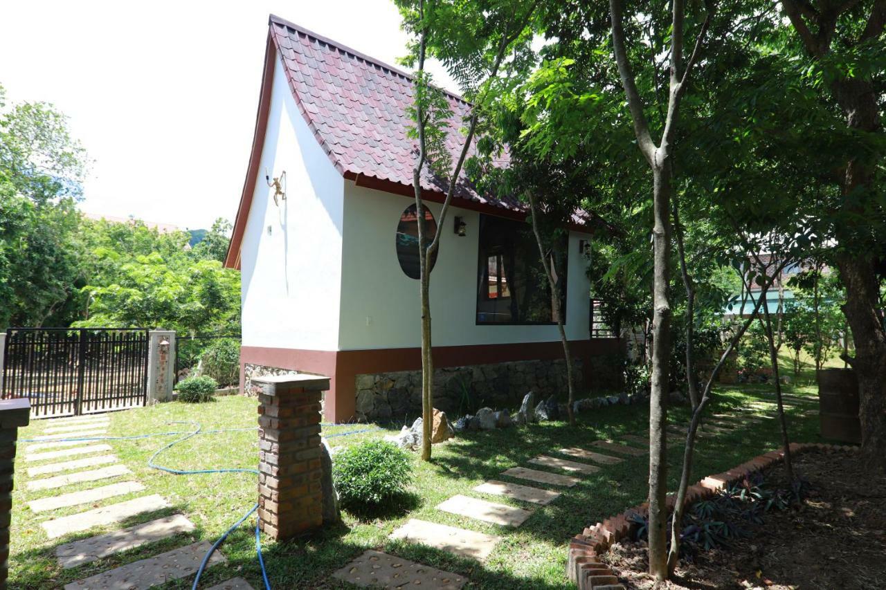 Tropical Valley Homestay - Villas 峰牙 外观 照片