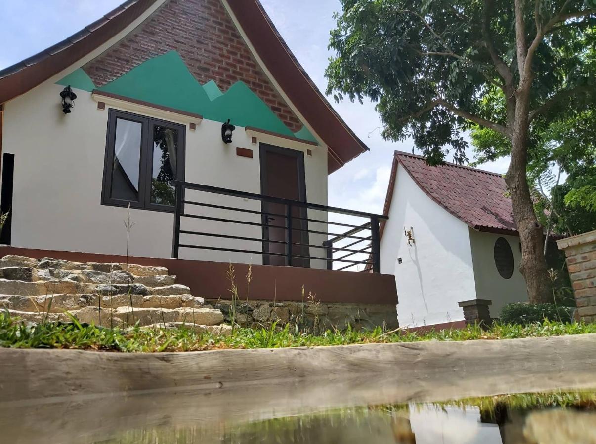 Tropical Valley Homestay - Villas 峰牙 外观 照片